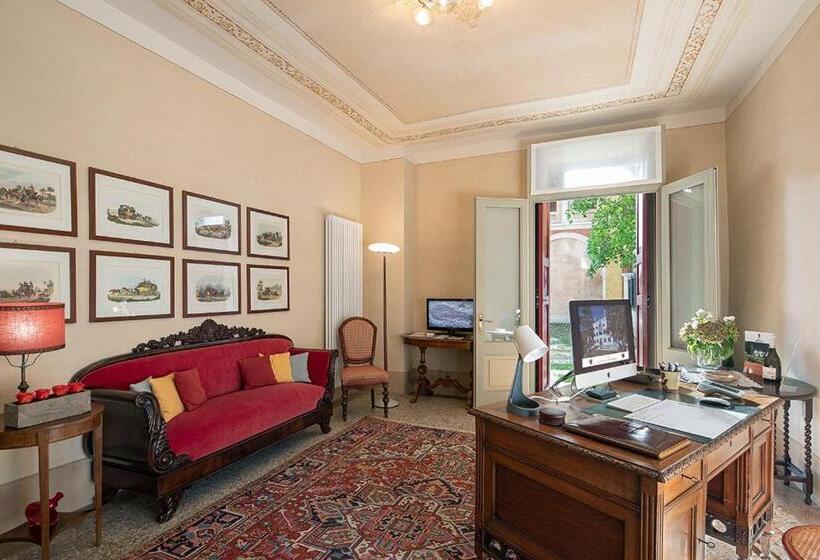 فندق Villa Premoli   Agriturismo Di Charme