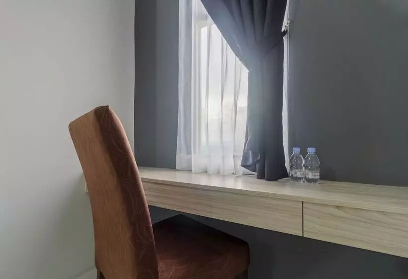 Pensione Reddoorz Apartment @ Dramaga Tower