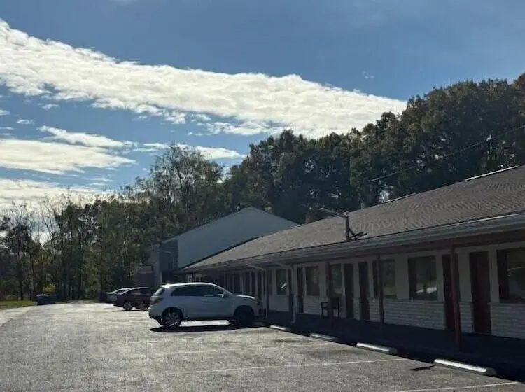 Hollywood Motel