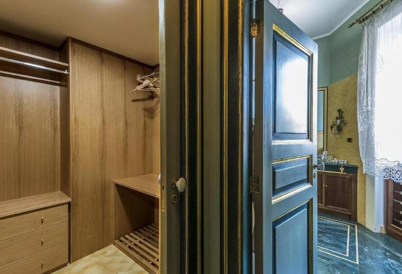 تختخواب و صبحانه Villa Durante