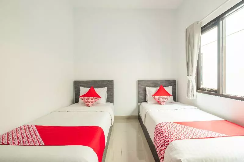 Hotel Oyo 808 Pondok 24