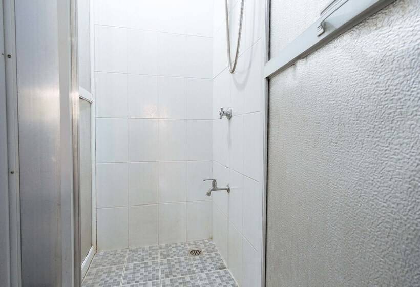 בית מלון כפרי Reddoorz Plus @ Aurora Hill Baguio