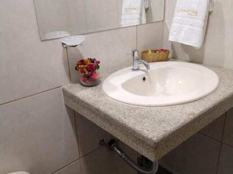 بنسيون Lunandina Huaraz