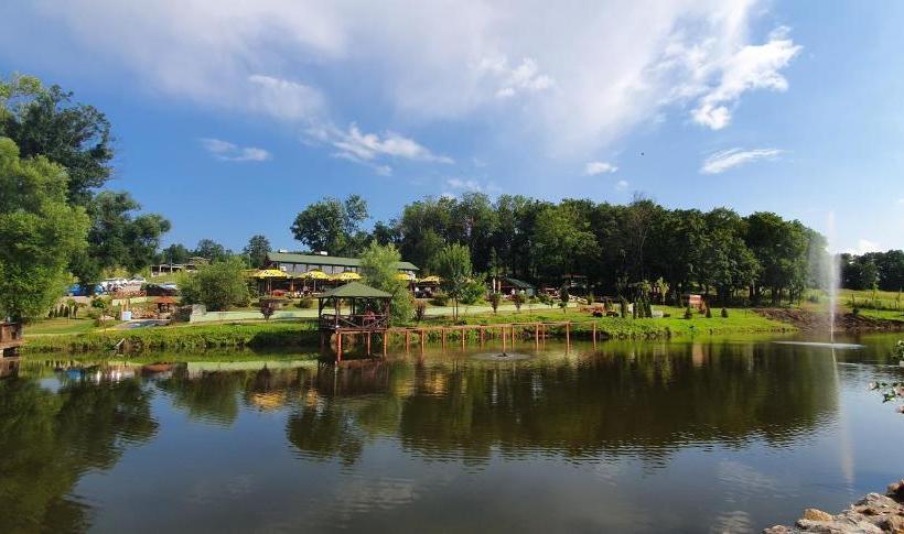 پانسیون Resavsko Etno Selo