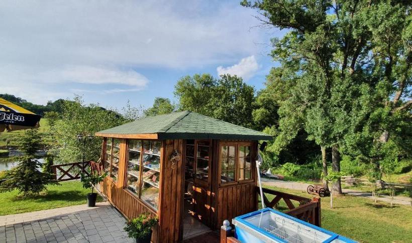 پانسیون Resavsko Etno Selo