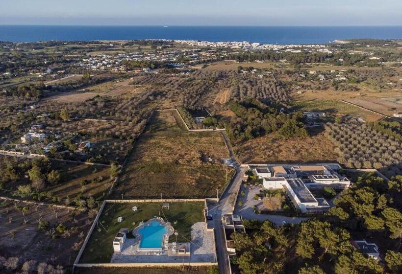 אתר נופש Masseria Rauccio