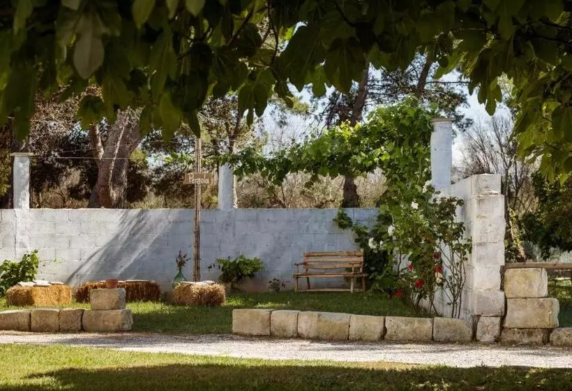 Lomakeskus Masseria Rauccio