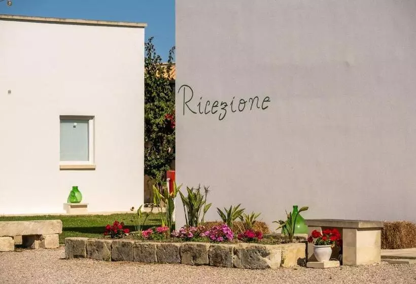 Lomakeskus Masseria Rauccio