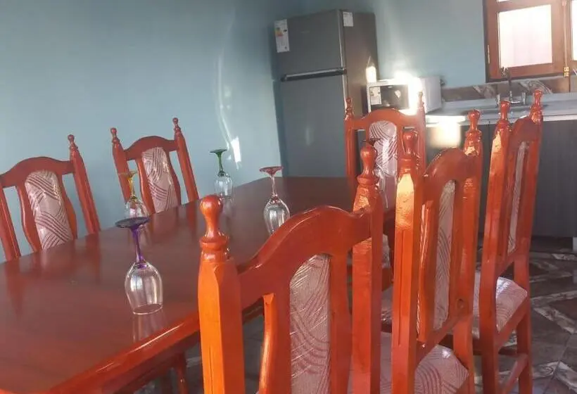 ペンション Casa De Familia