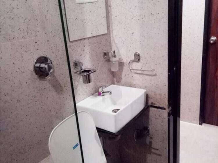 فندق Eco Inn Dormitory   Hostel