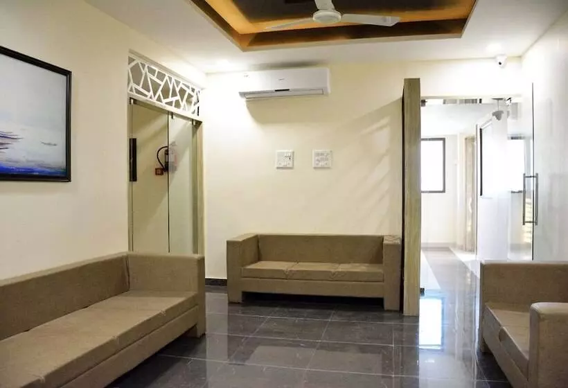 Hotelli Eco Inn Dormitory   Hostel