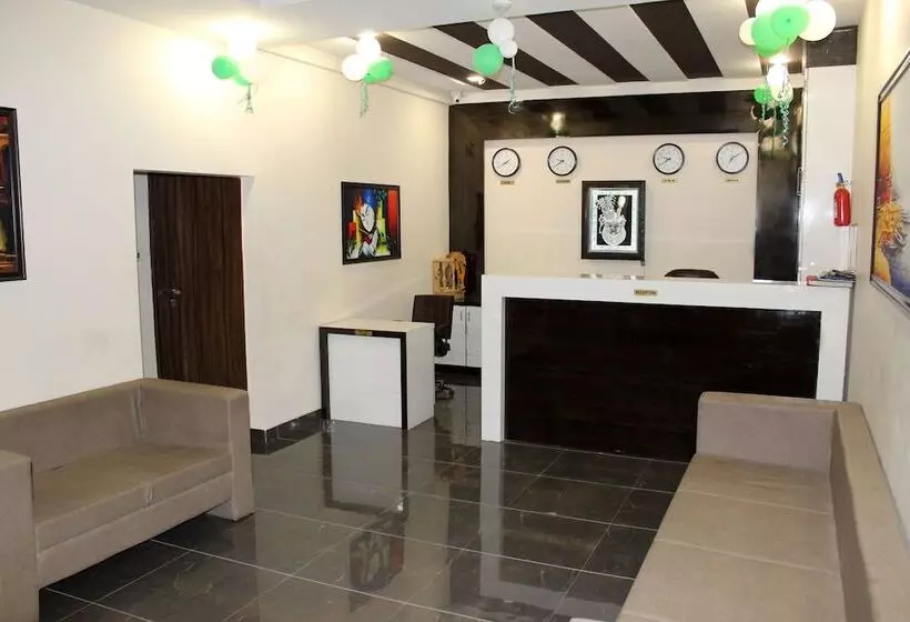 Hotelli Eco Inn Dormitory   Hostel