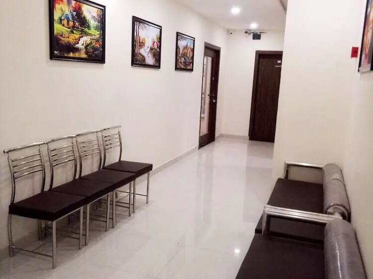 Hotelli Eco Inn Dormitory   Hostel