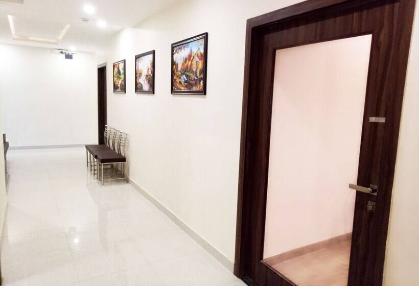 فندق Eco Inn Dormitory   Hostel