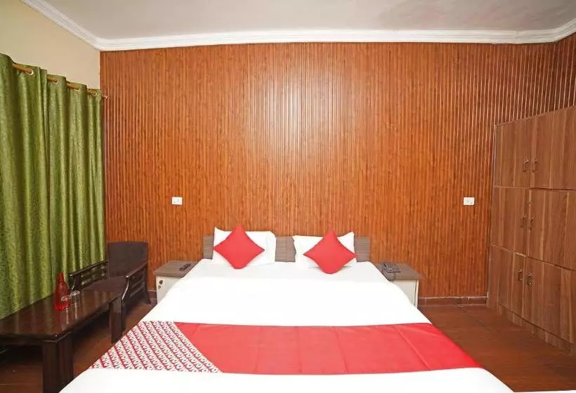 ホテル Oyo 35640 Shri Sai Guest House