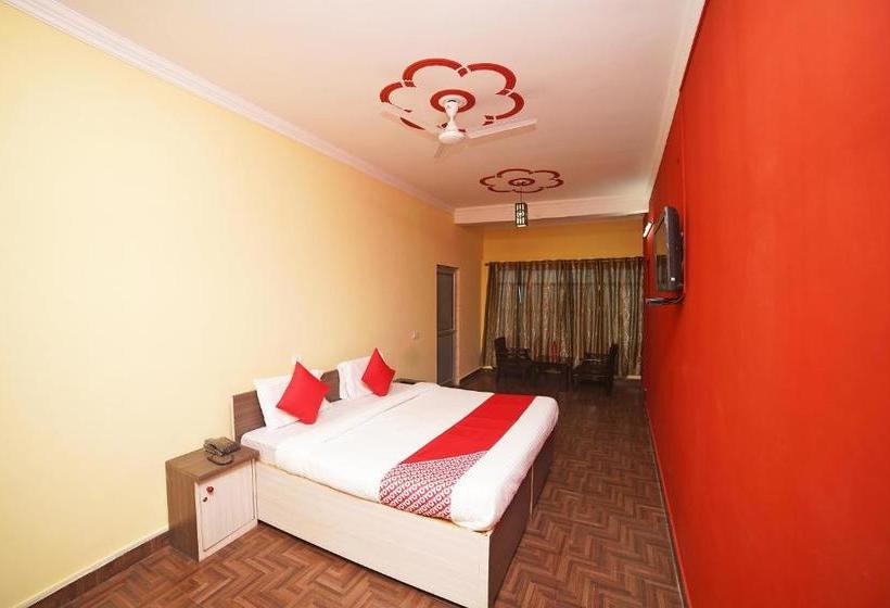 בית מלון כפרי Oyo 35640 Shri Sai Guest House