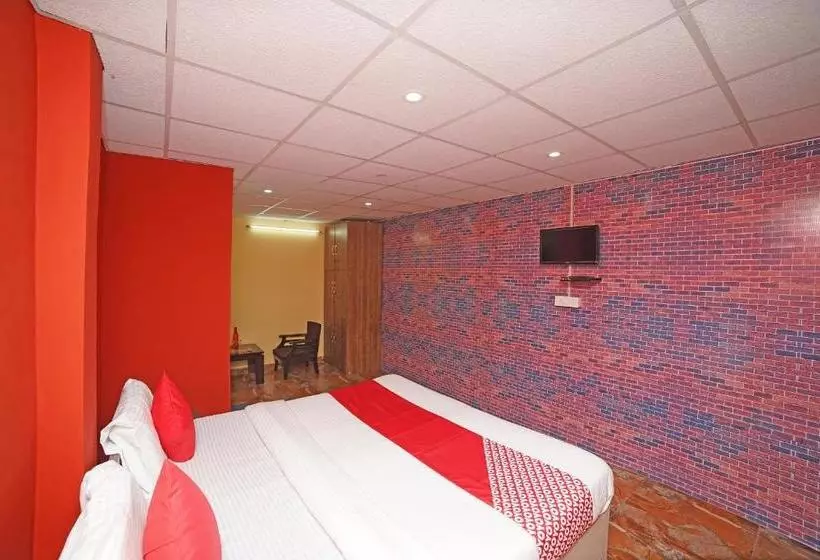 ホテル Oyo 35640 Shri Sai Guest House