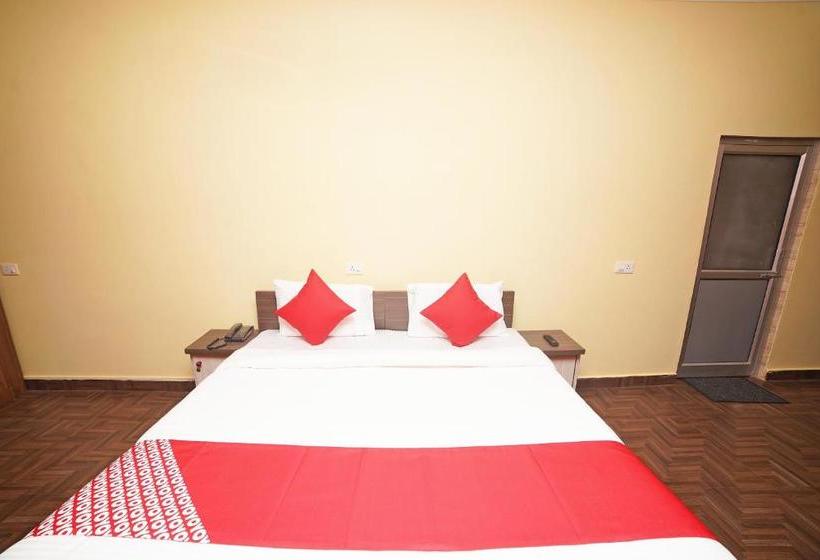 בית מלון כפרי Oyo 35640 Shri Sai Guest House