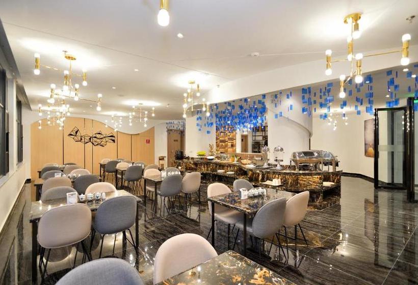 בית מלון כפרי Seyearn  Tangzi Lane Metro Station