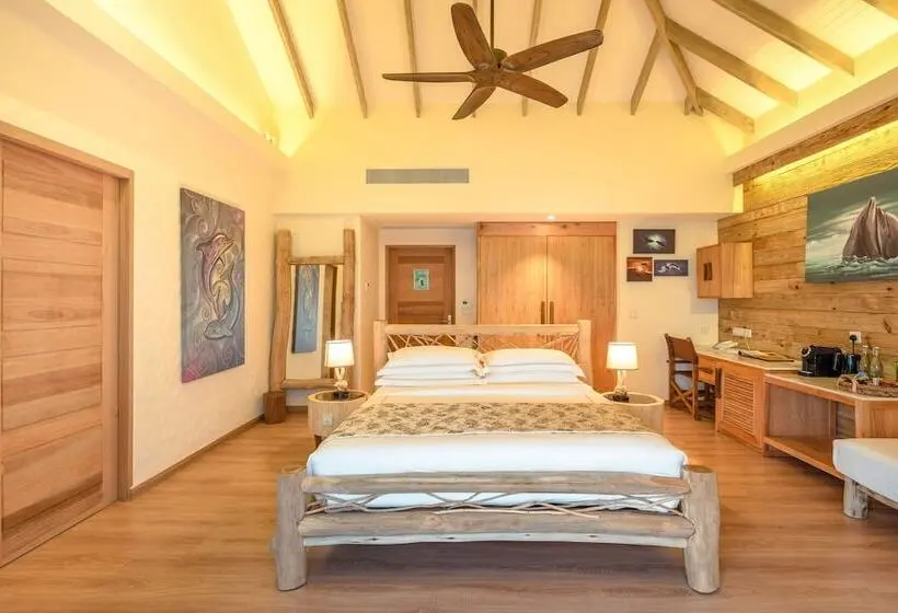 استراحتگاه You & Me Maldives - Adults Only