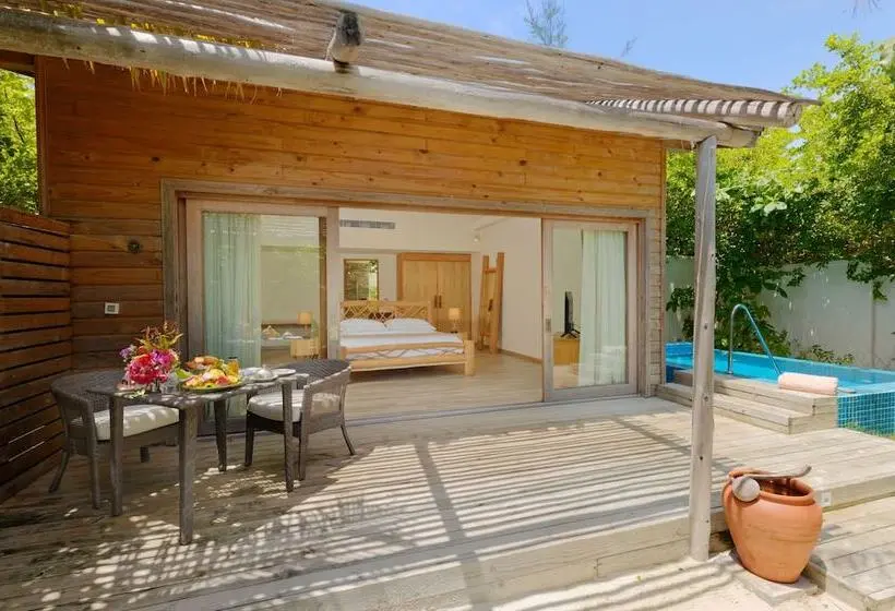 استراحتگاه You & Me Maldives - Adults Only