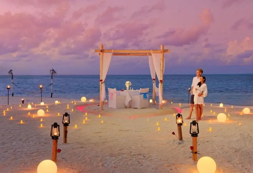 استراحتگاه You & Me Maldives - Adults Only