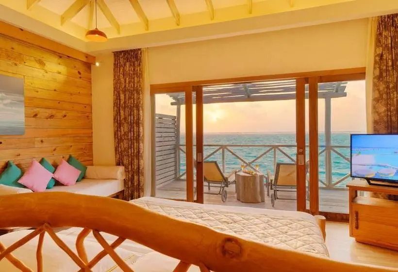 استراحتگاه You & Me Maldives - Adults Only