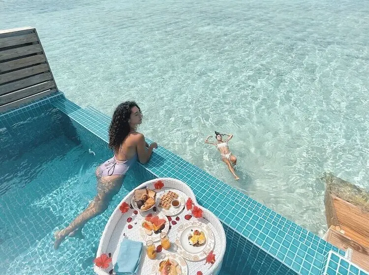 استراحتگاه You & Me Maldives - Adults Only