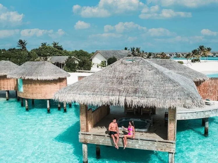 استراحتگاه You & Me Maldives - Adults Only