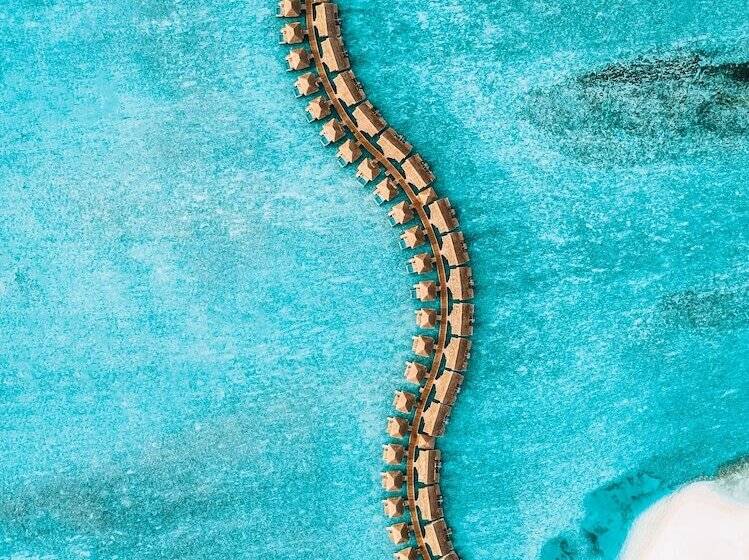 استراحتگاه You & Me Maldives