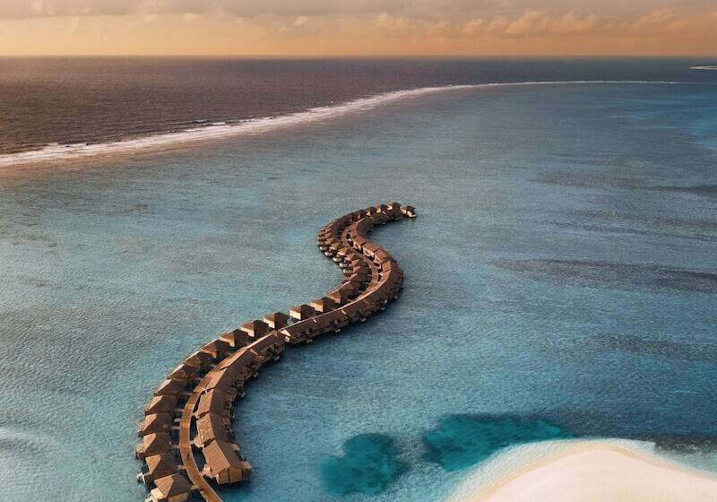استراحتگاه You & Me Maldives