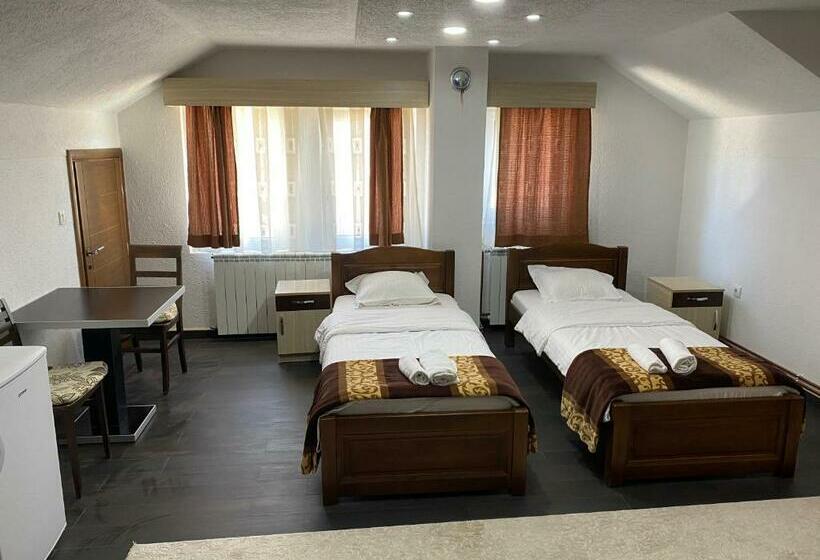 هتل Apartmani Ambiente