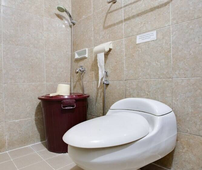 Pensionat Literooms Kebun Raya Bogor