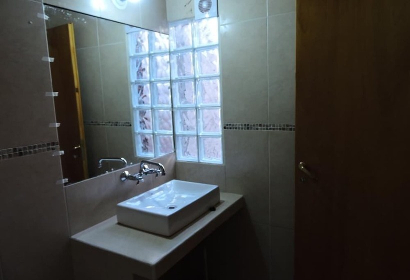 Bed and Breakfast Hostal Casa De Piedra