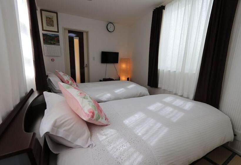 Пансион Tokyo Akishima Guest House