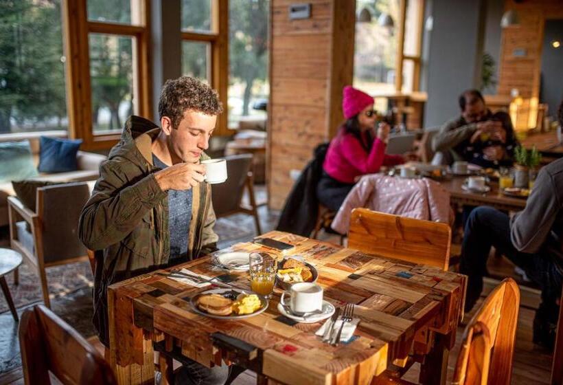 هتل Socialtel Bariloche   Formerly Selina Bariloche