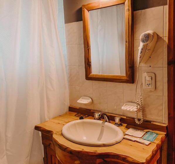 هتل Socialtel Bariloche   Formerly Selina Bariloche