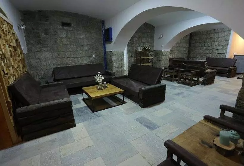 Casa De La Montaña Adults Only Hostel