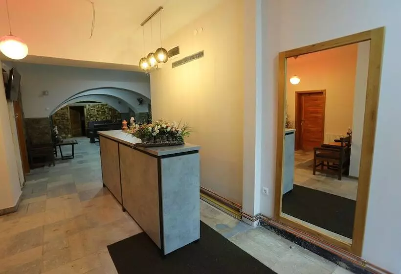 Casa De La Montaña Adults Only Hostel