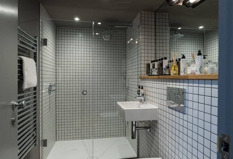 Hiding Space   Trim Street Apartments