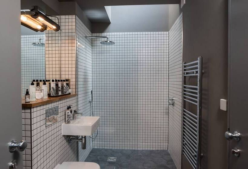 Hiding Space   Trim Street Apartments