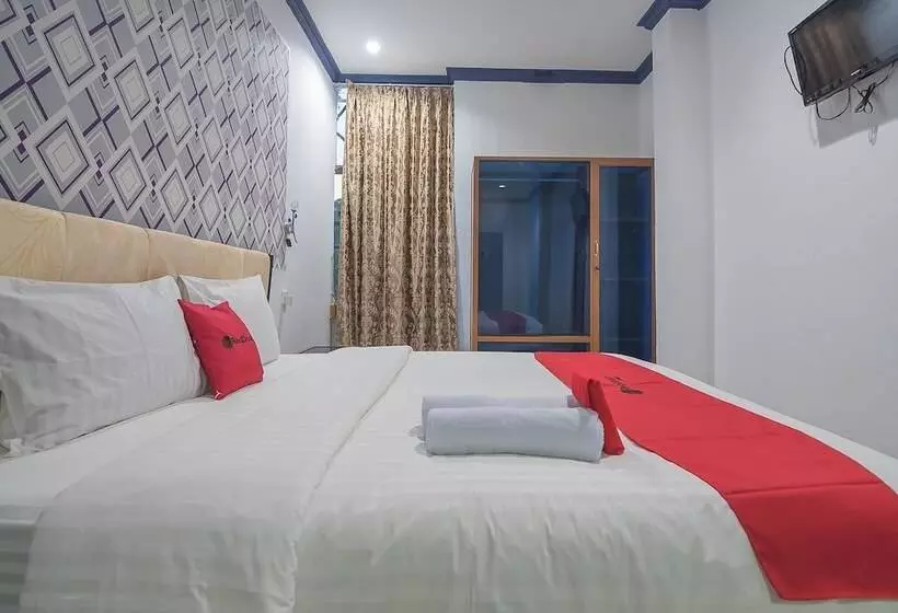 ペンション Reddoorz Near Rsud Embung Fatimah Batam