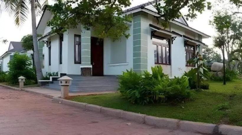 Sao Mai Phu My Resort