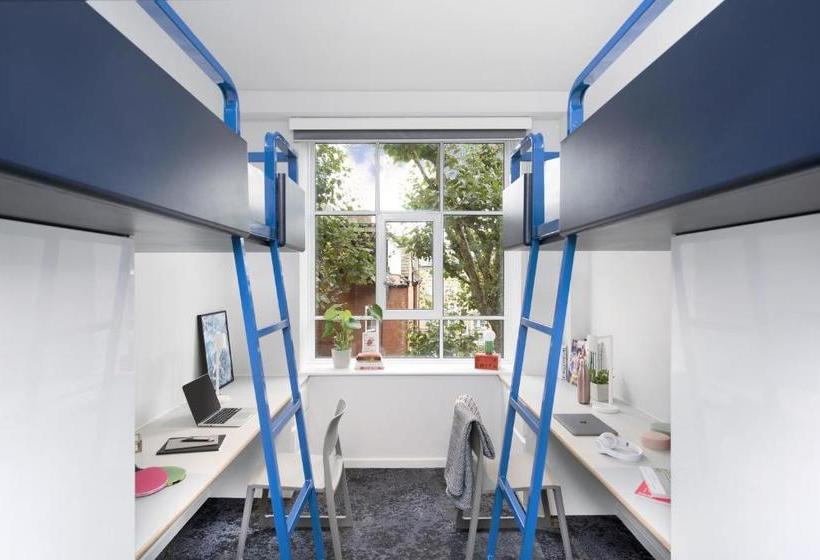 Destiny Student  Bloomsbury