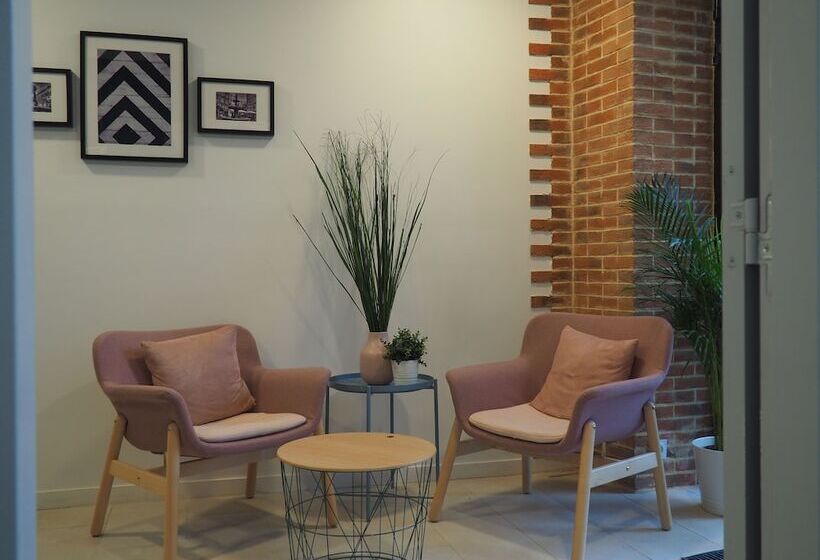 Отель Residence Ramblas