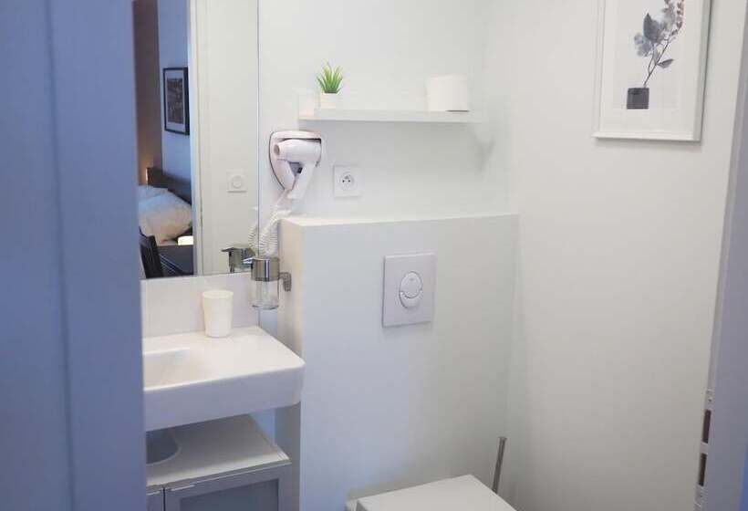 Отель Residence Ramblas