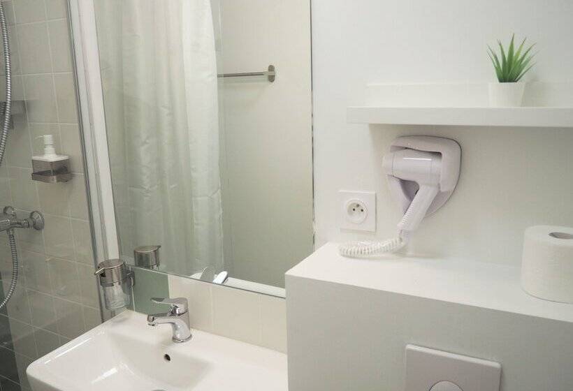 Отель Residence Ramblas