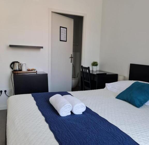 Отель Residence Ramblas