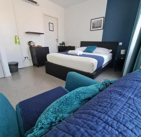 Отель Residence Ramblas