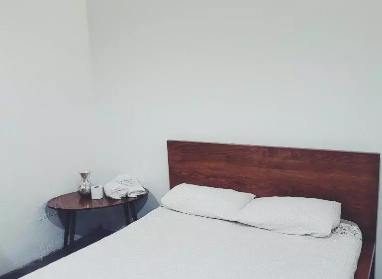 ペンション Hoja Santa Posada